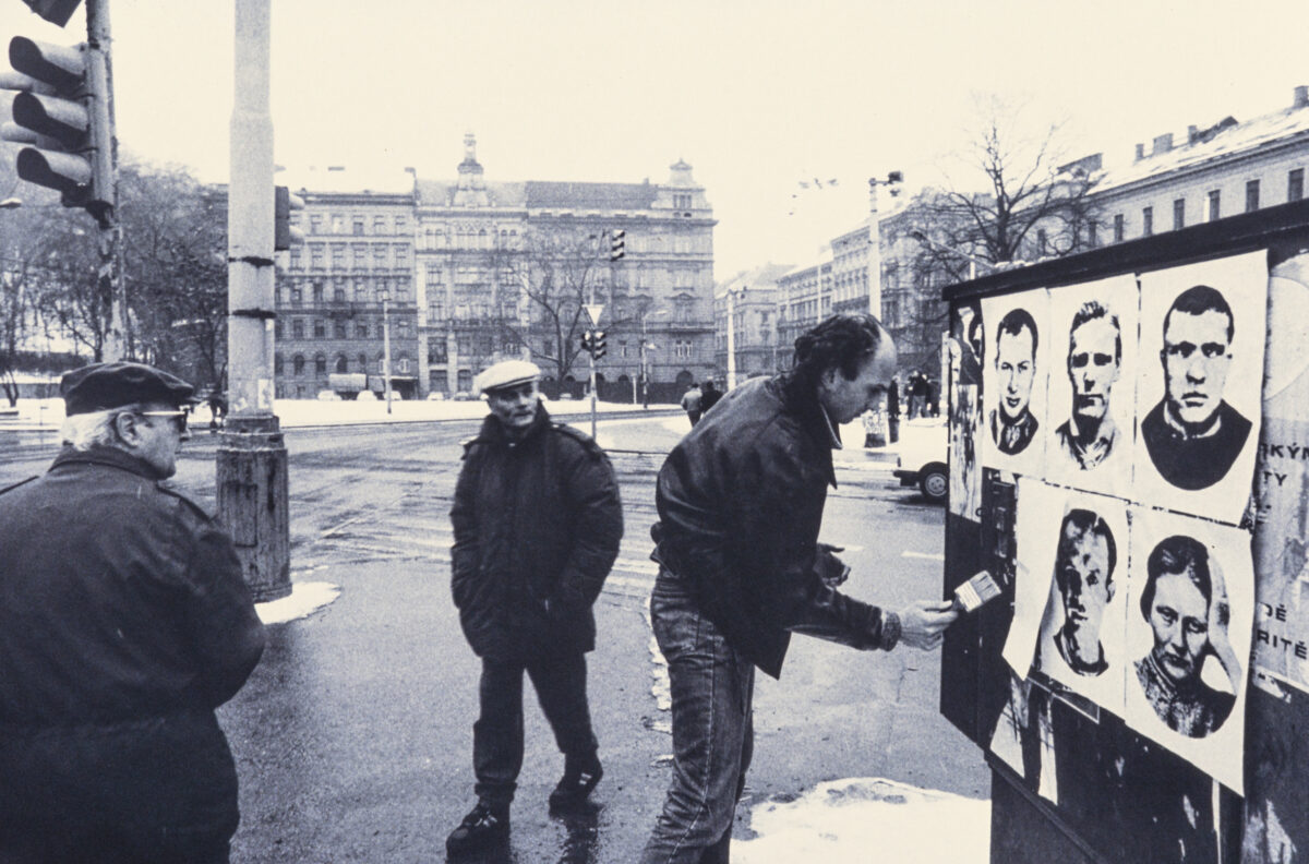 
Warning: Undefined array key 