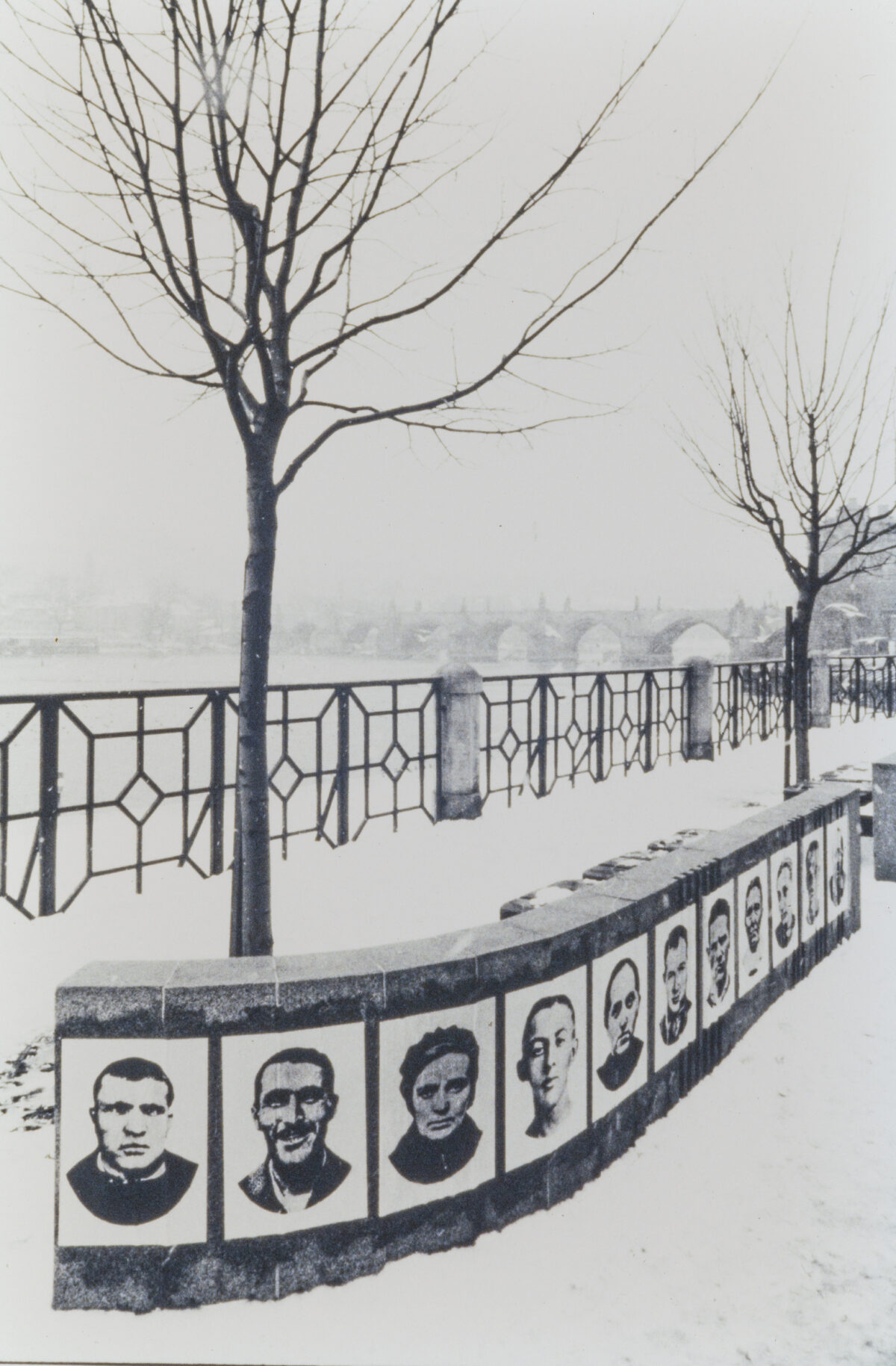 
Warning: Undefined array key 